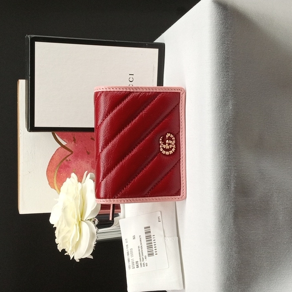 GUCCI GG MARMONT CARD CASE BIFOLD RED WALLET NWT